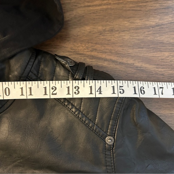 Guess hoodie  girl faux leather jacket 10-12 - Picture 6 of 9